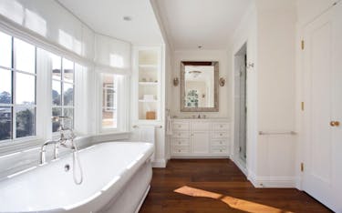 What Should You Keep in Mind When Choosing Your Next Bathroom Paint Color?