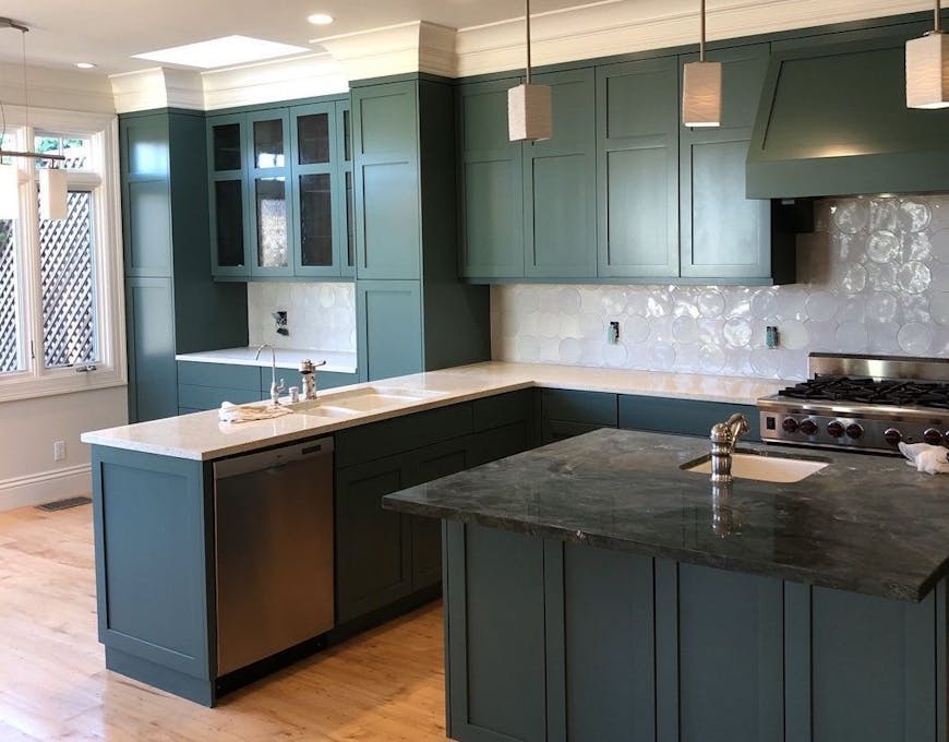  Are Green Kitchen Cabinets in Style Right Now?